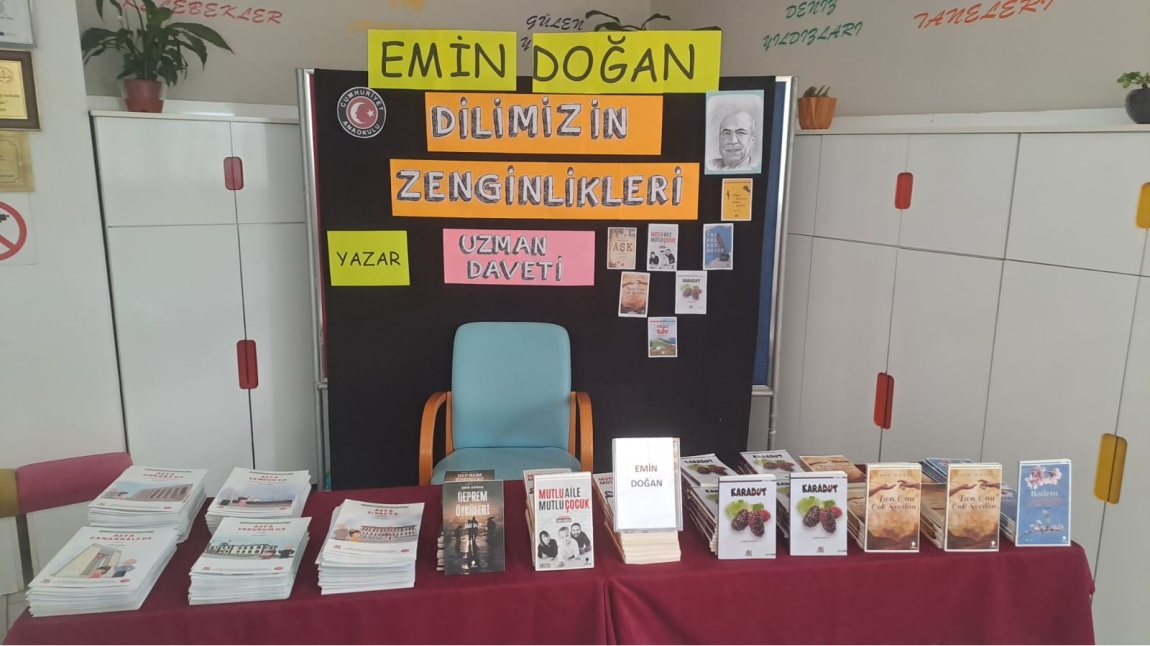 DİLİMİZİN ZENGİNLİKLERİ YAZAR BULUŞMASI